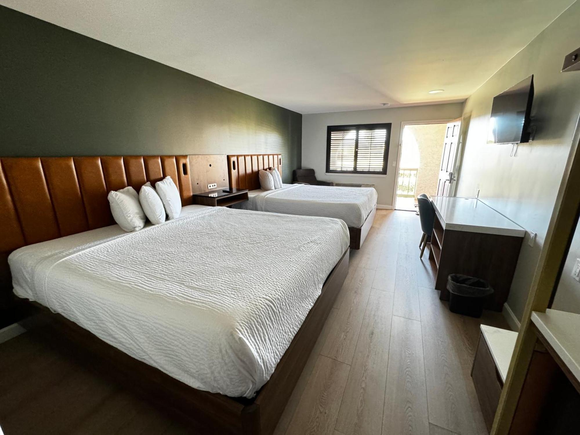 Surestay By Best Western มอร์แกนฮิลล์ ภายนอก รูปภาพ