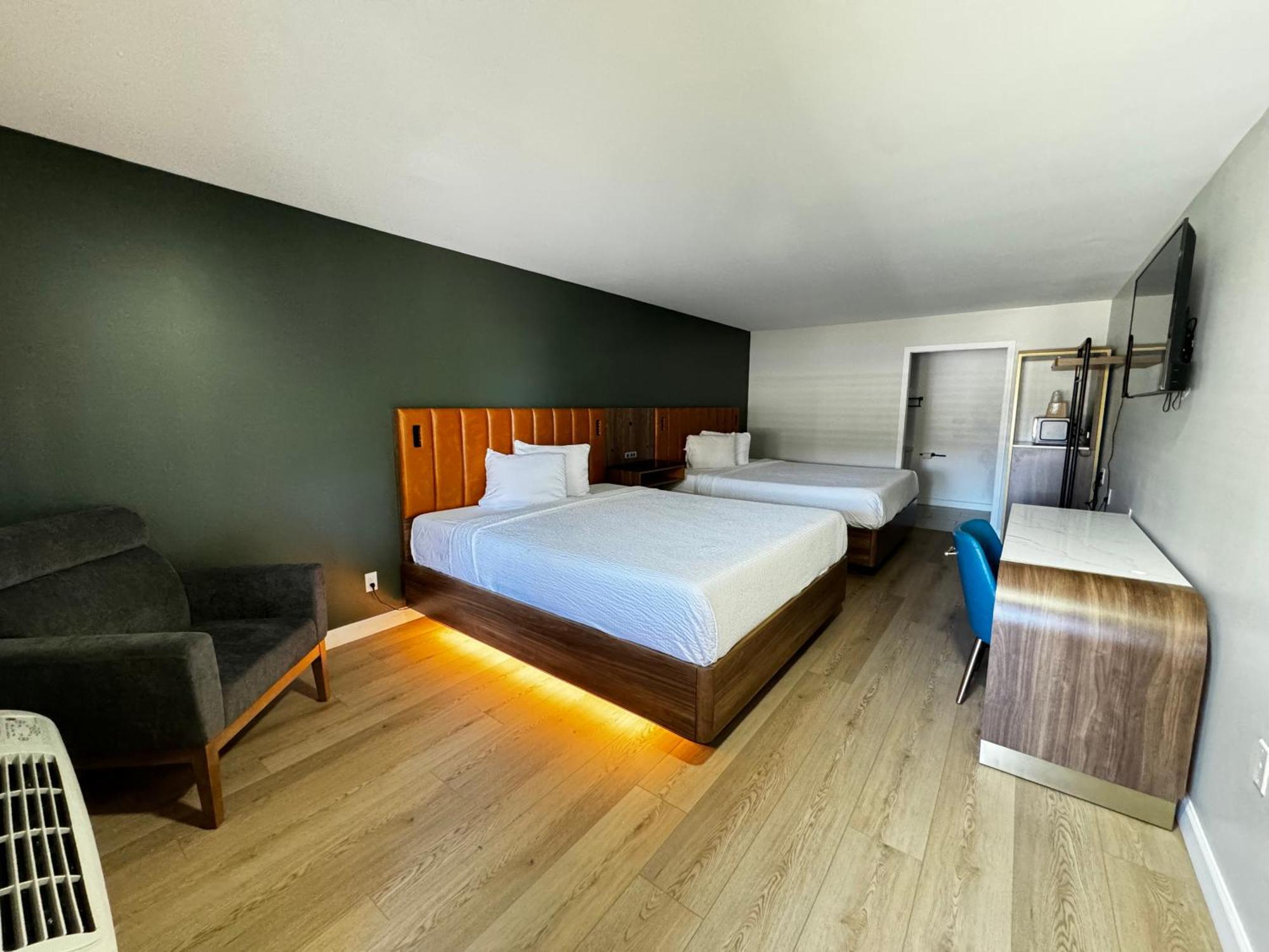Surestay By Best Western มอร์แกนฮิลล์ ภายนอก รูปภาพ