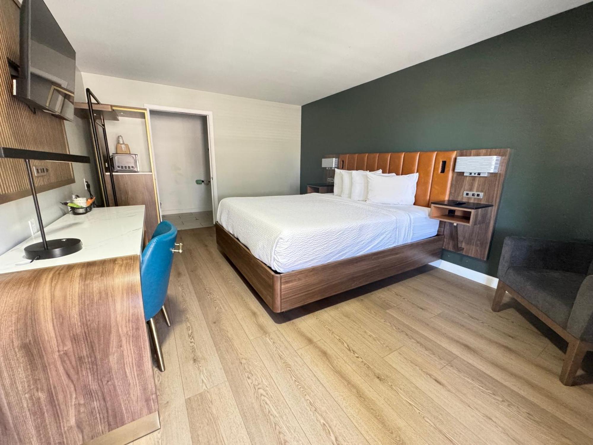Surestay By Best Western มอร์แกนฮิลล์ ภายนอก รูปภาพ
